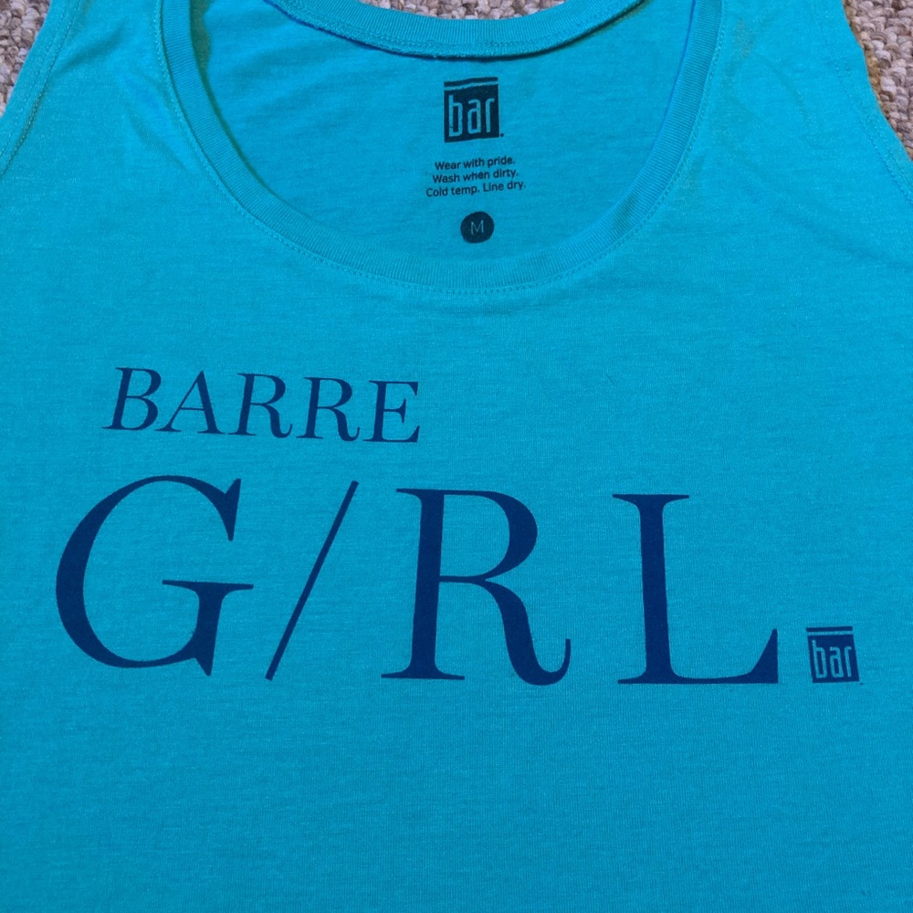 LIKE NEW Blue Bar Method Crop Tank